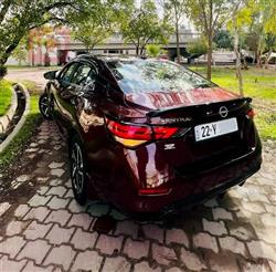 نیسان سێنترا